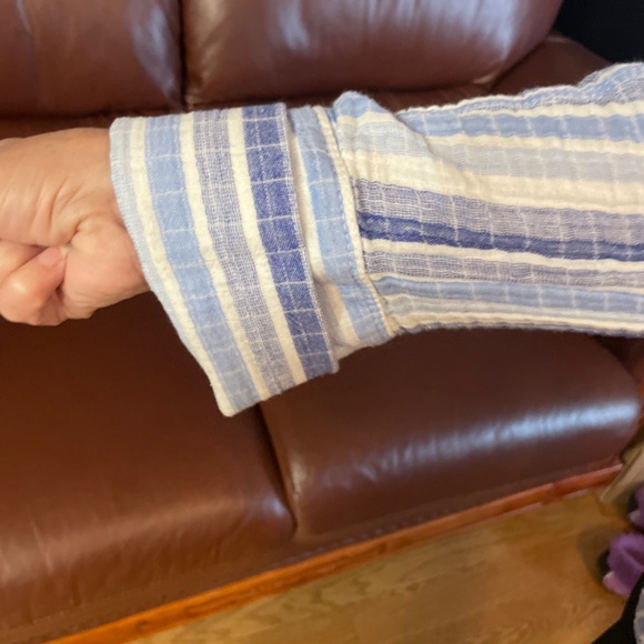 Organic Cotton Waffle Style Long Sleeve Blouse - Picture 3 of 7